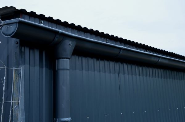 Metal Siding Replacement in Brentwood