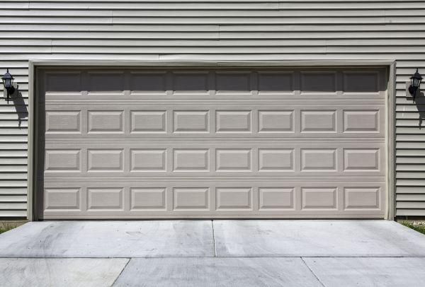 Garage Siding Installation in Brentwood