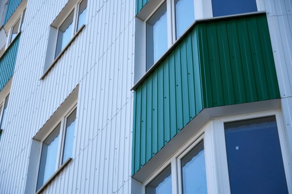 Building Siding Installation in Brentwood