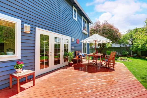 Blue Siding Installation in Brentwood