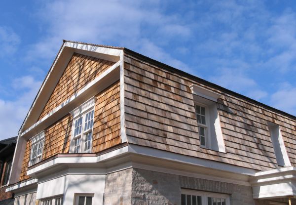 Shingle Siding Installation in Brentwood