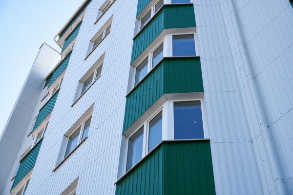 Corrugated Metal Siding Repair in Brentwood