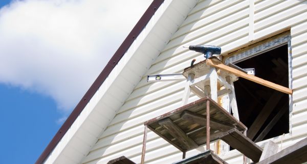 Horizontal Siding Installation in Brentwood
